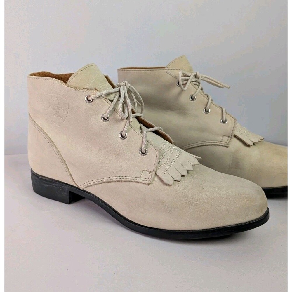 Ariat Boots Women's Sz 8 ATS Beige Suede Leather Lace Up Kiltie Tassel Cottage